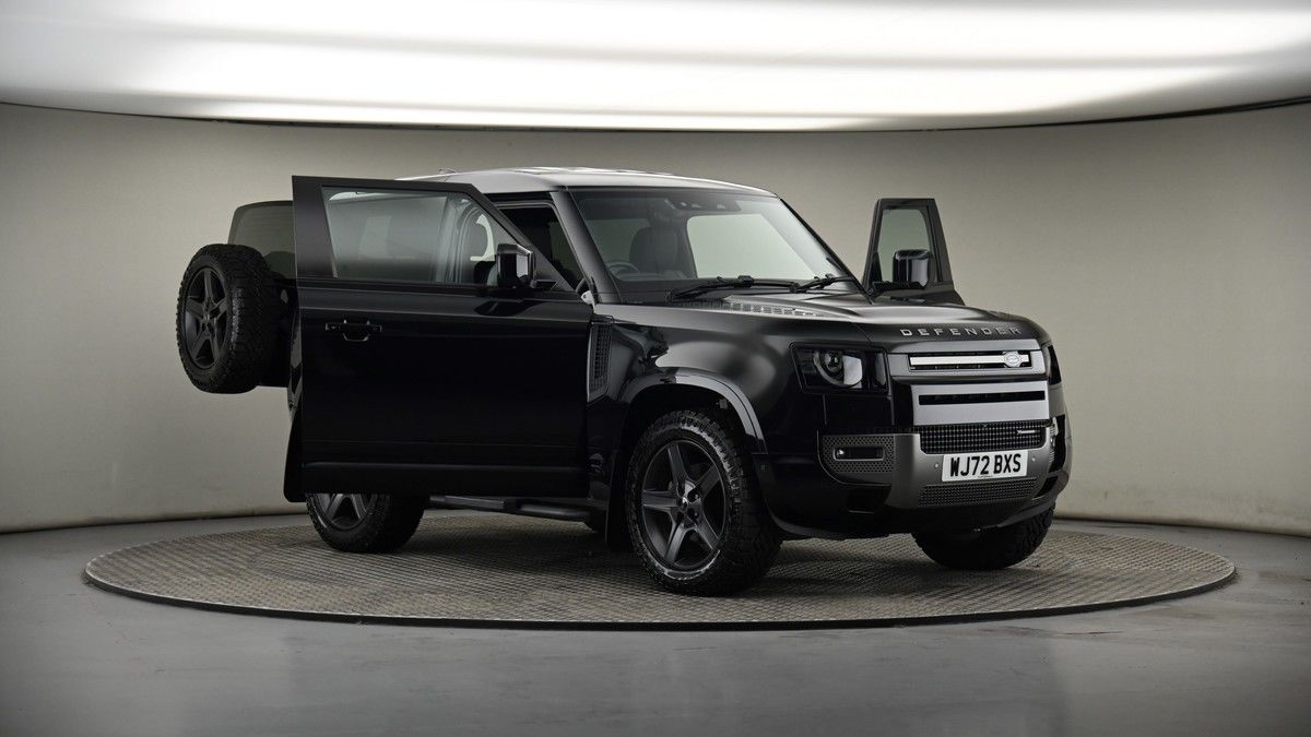 More views of Land Rover Defender 90