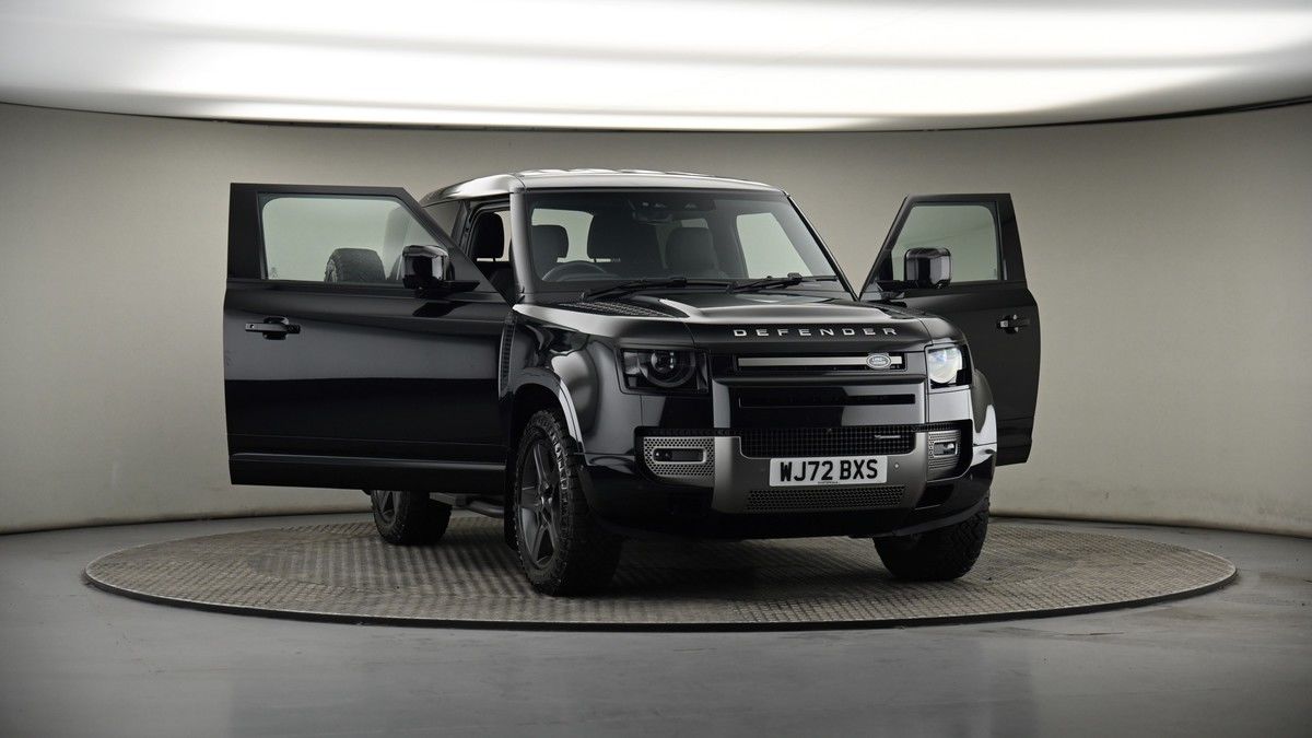 More views of Land Rover Defender 90