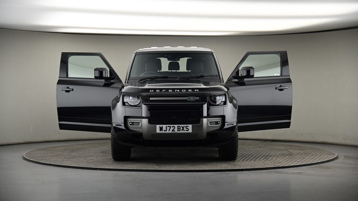 More views of Land Rover Defender 90