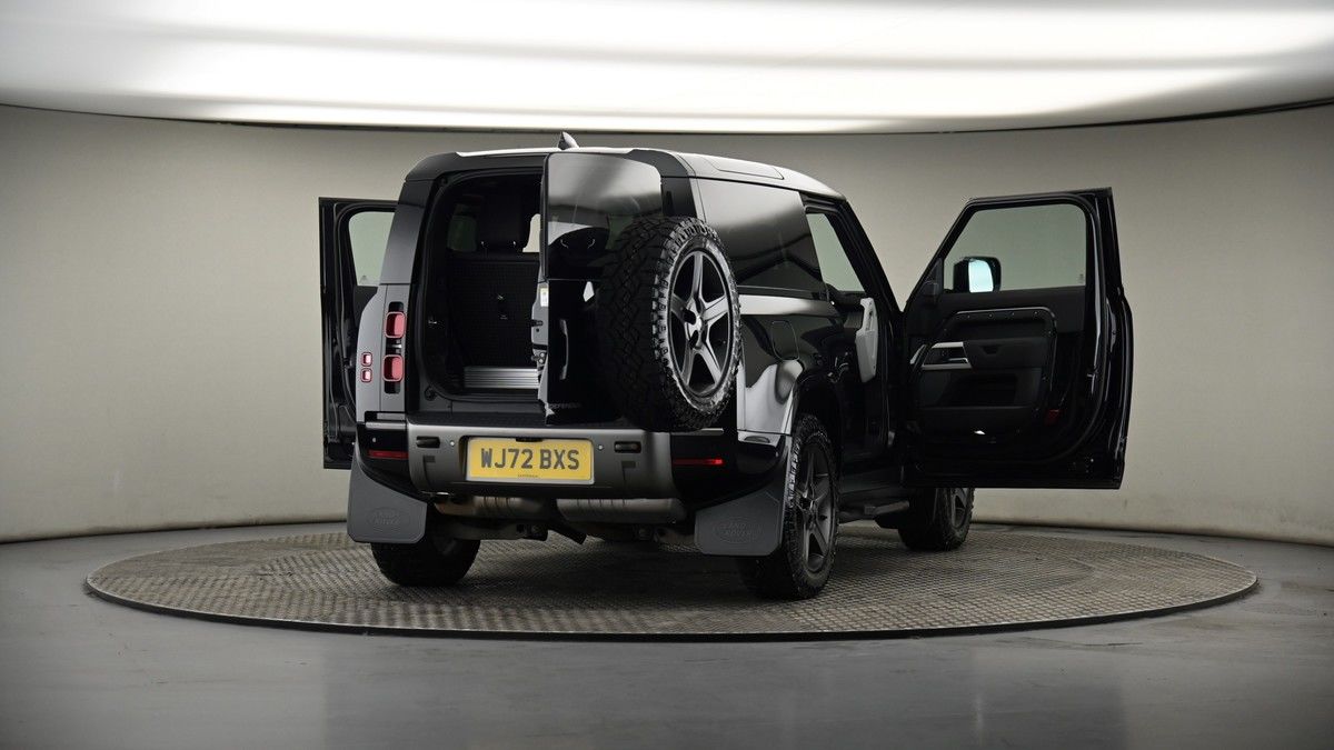More views of Land Rover Defender 90