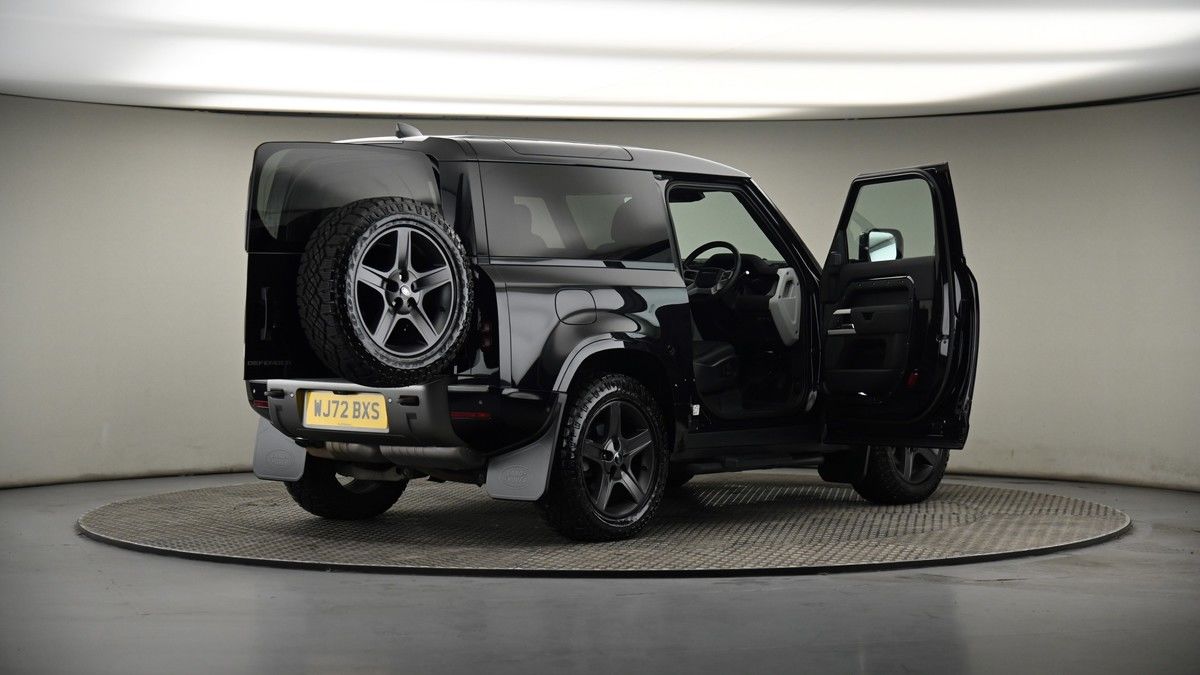 More views of Land Rover Defender 90
