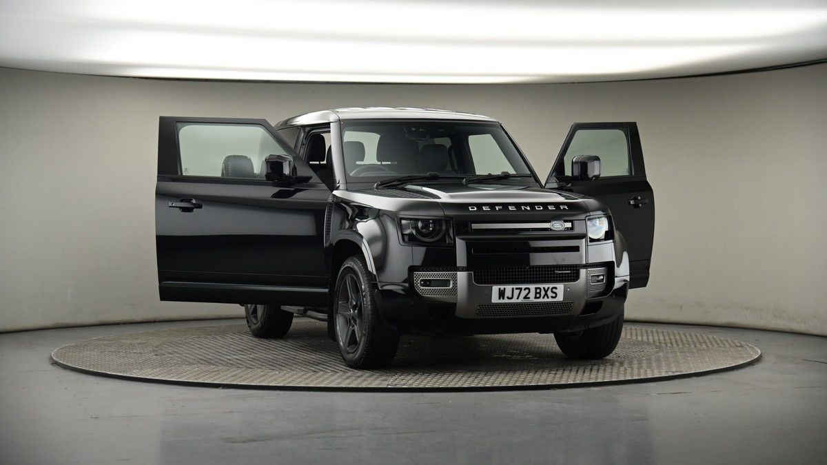 More views of Land Rover Defender 90