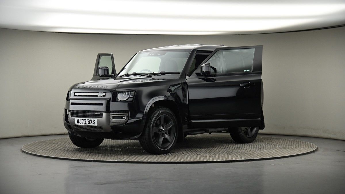 More views of Land Rover Defender 90