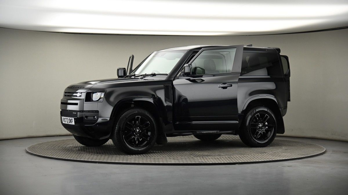 More views of Land Rover Defender 90