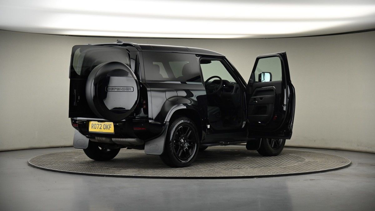 More views of Land Rover Defender 90