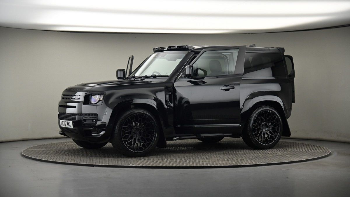 More views of Land Rover Defender 90
