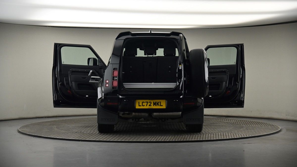 More views of Land Rover Defender 90