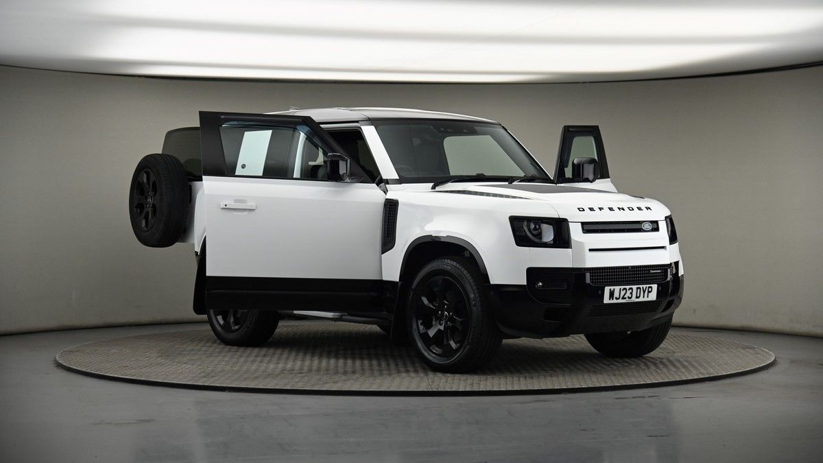 More views of Land Rover Defender 90