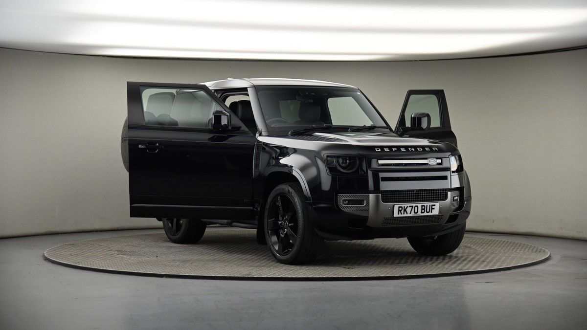 More views of Land Rover Defender 90