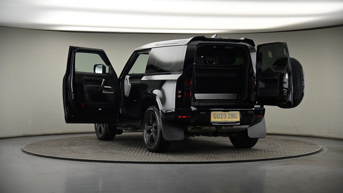 Land Rover Defender 90 Image 8