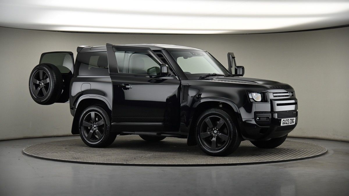 More views of Land Rover Defender 90