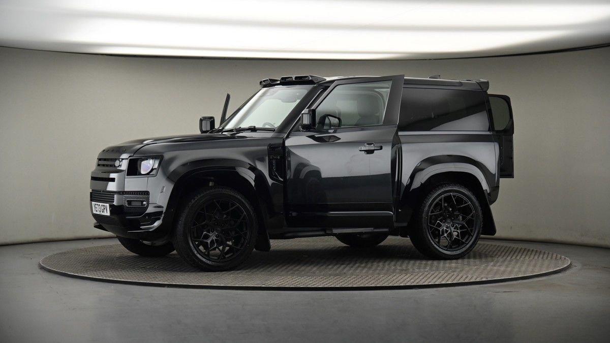 More views of Land Rover Defender 90
