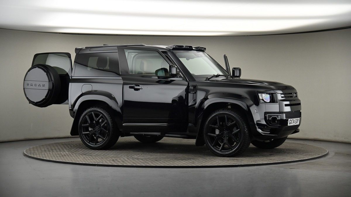 More views of Land Rover Defender 90