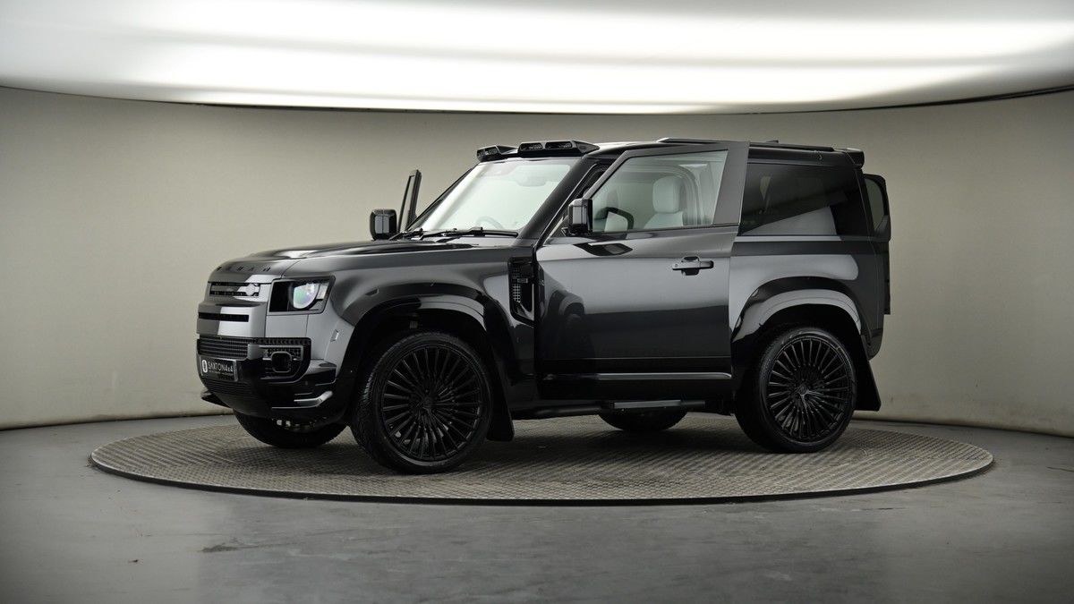 More views of Land Rover Defender 90