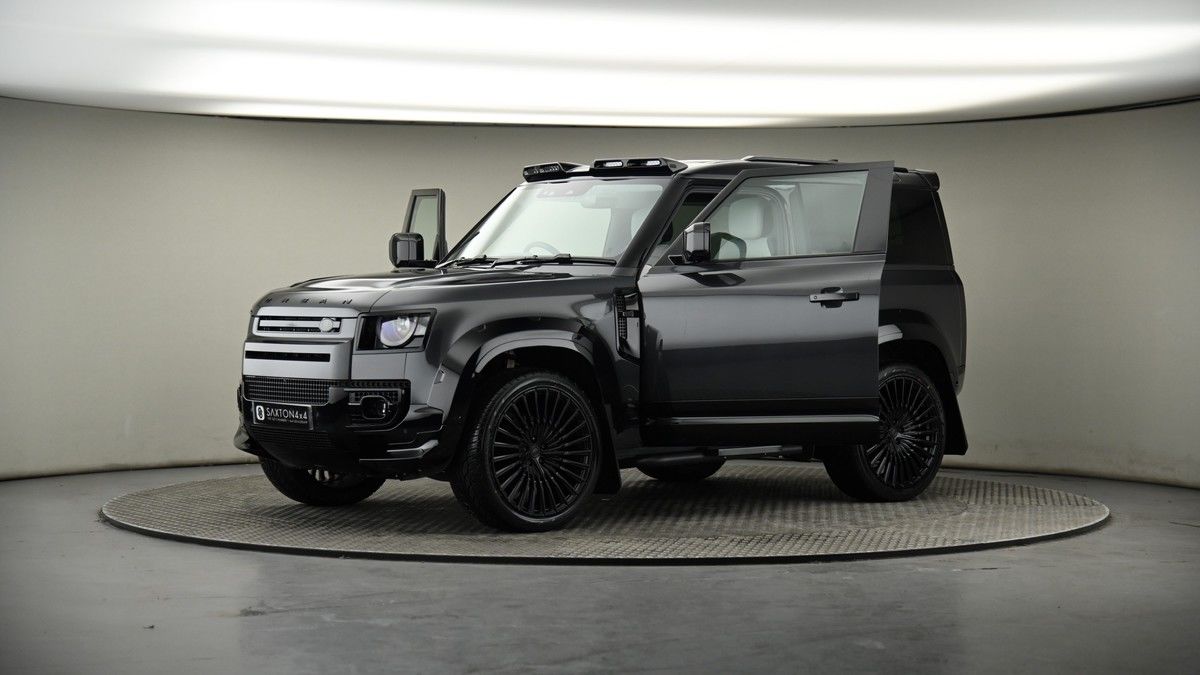 More views of Land Rover Defender 90