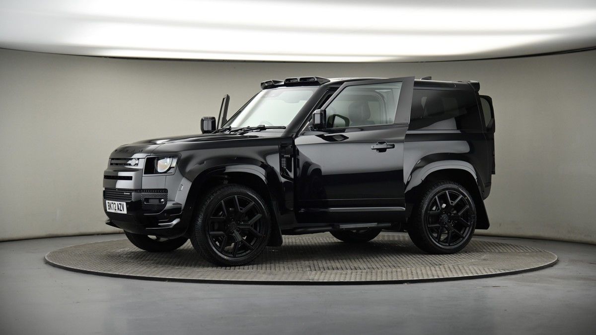 More views of Land Rover Defender 90