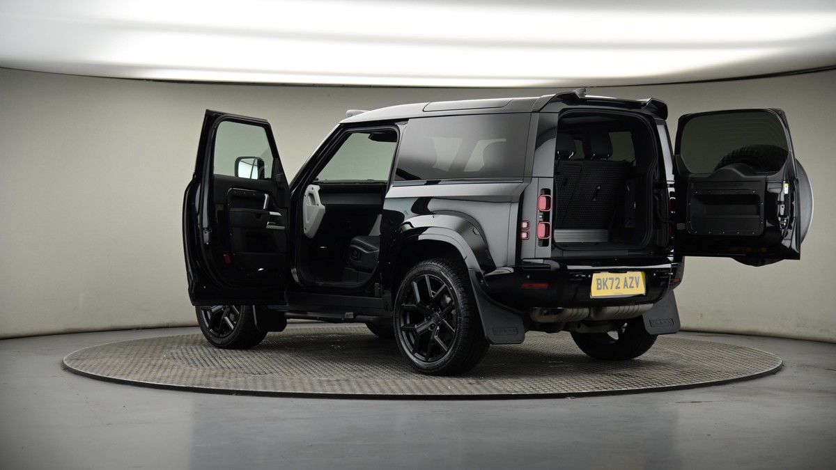 More views of Land Rover Defender 90