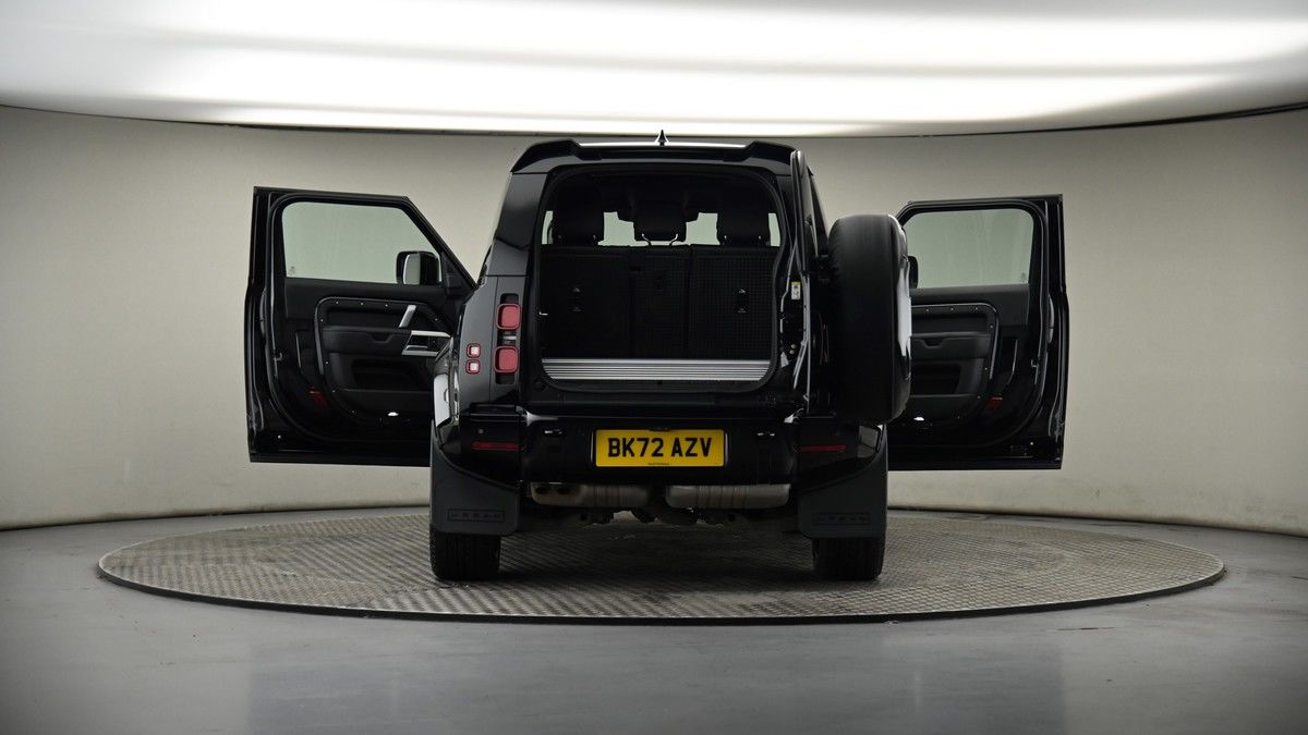 More views of Land Rover Defender 90