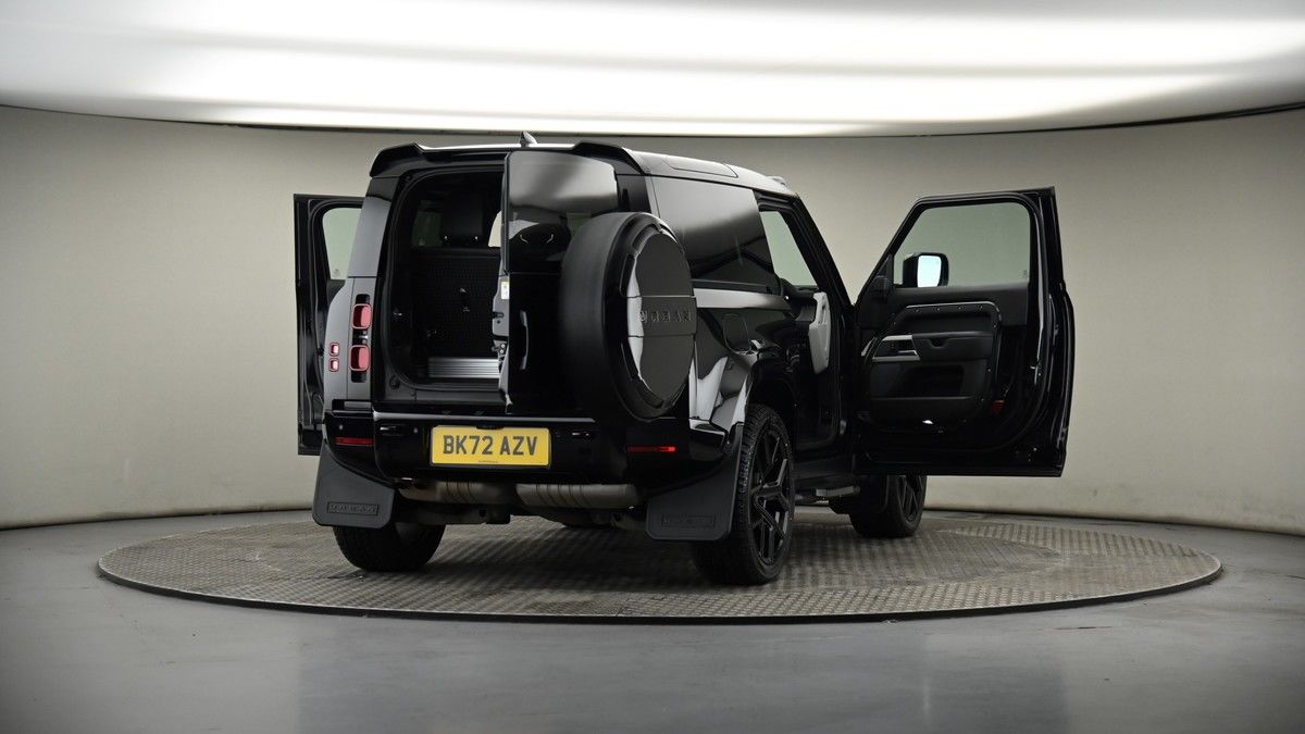 More views of Land Rover Defender 90