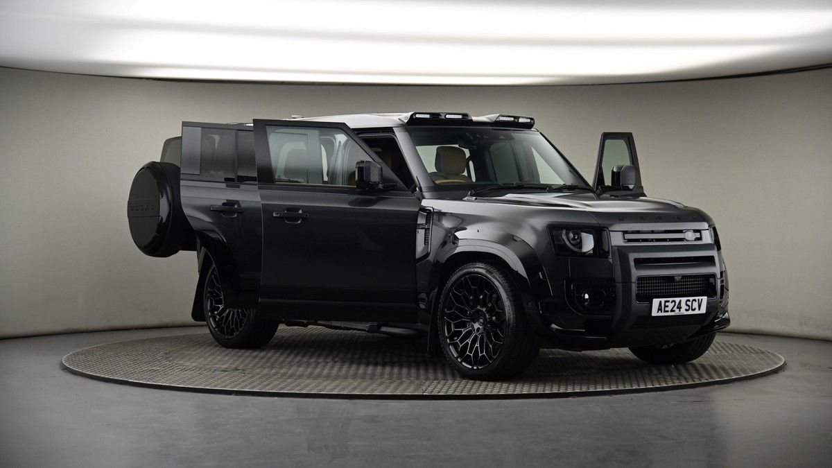 More views of Land Rover Defender 110