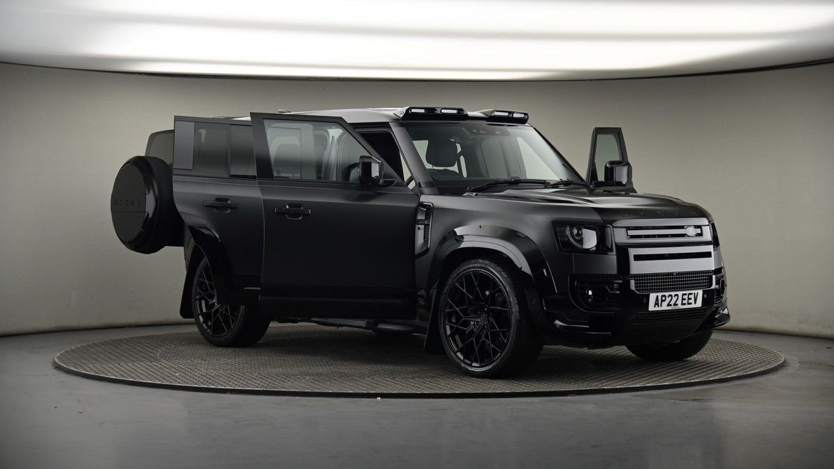 More views of Land Rover Defender 110