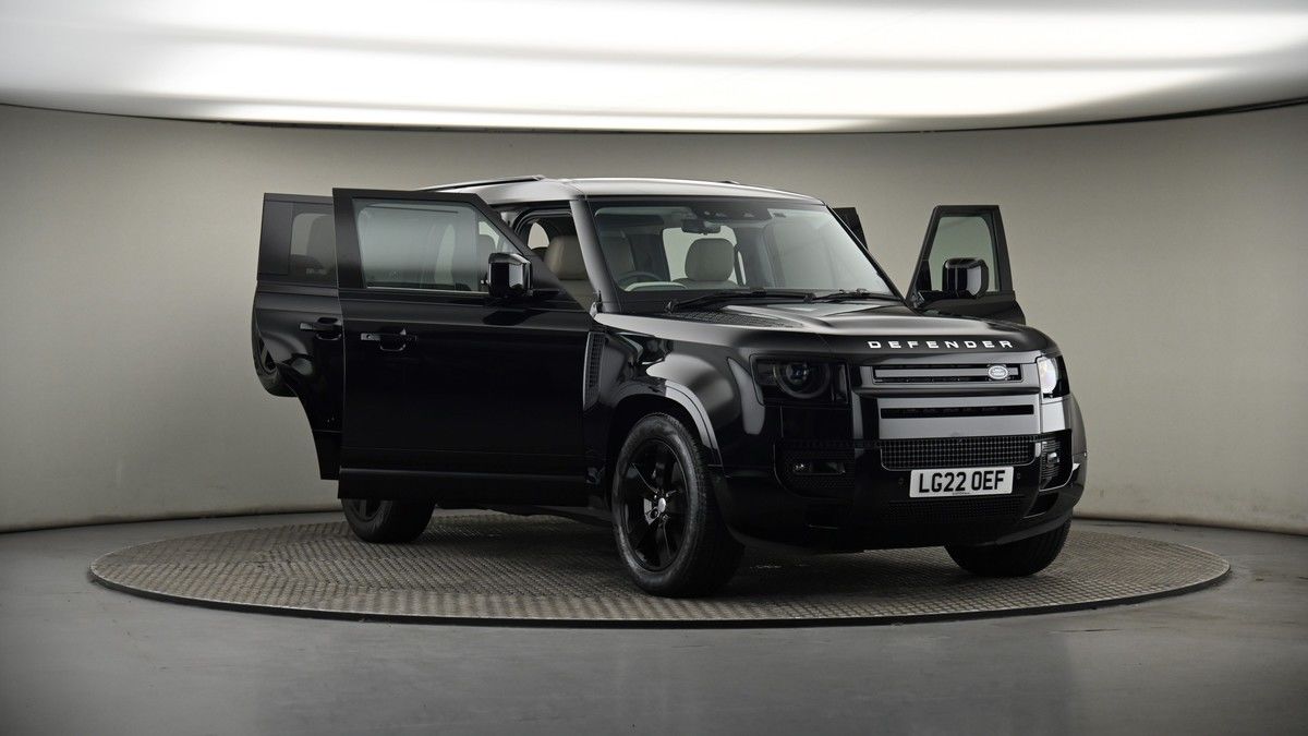More views of Land Rover Defender 110