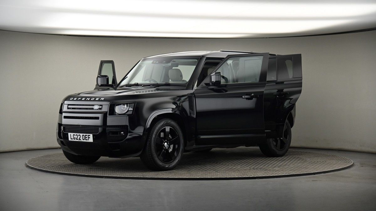 More views of Land Rover Defender 110