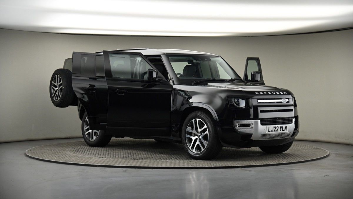 More views of Land Rover Defender 110