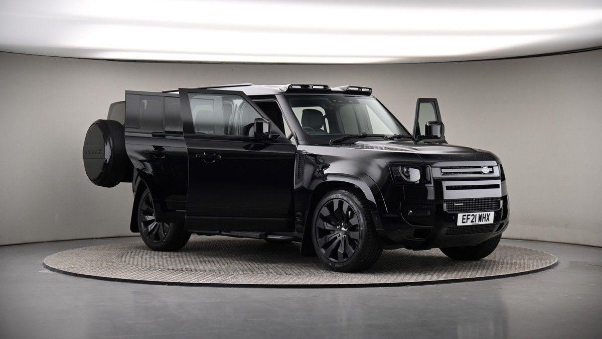 More views of Land Rover Defender 110
