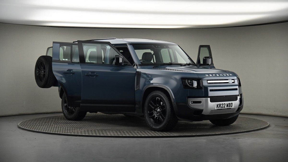 More views of Land Rover Defender 110