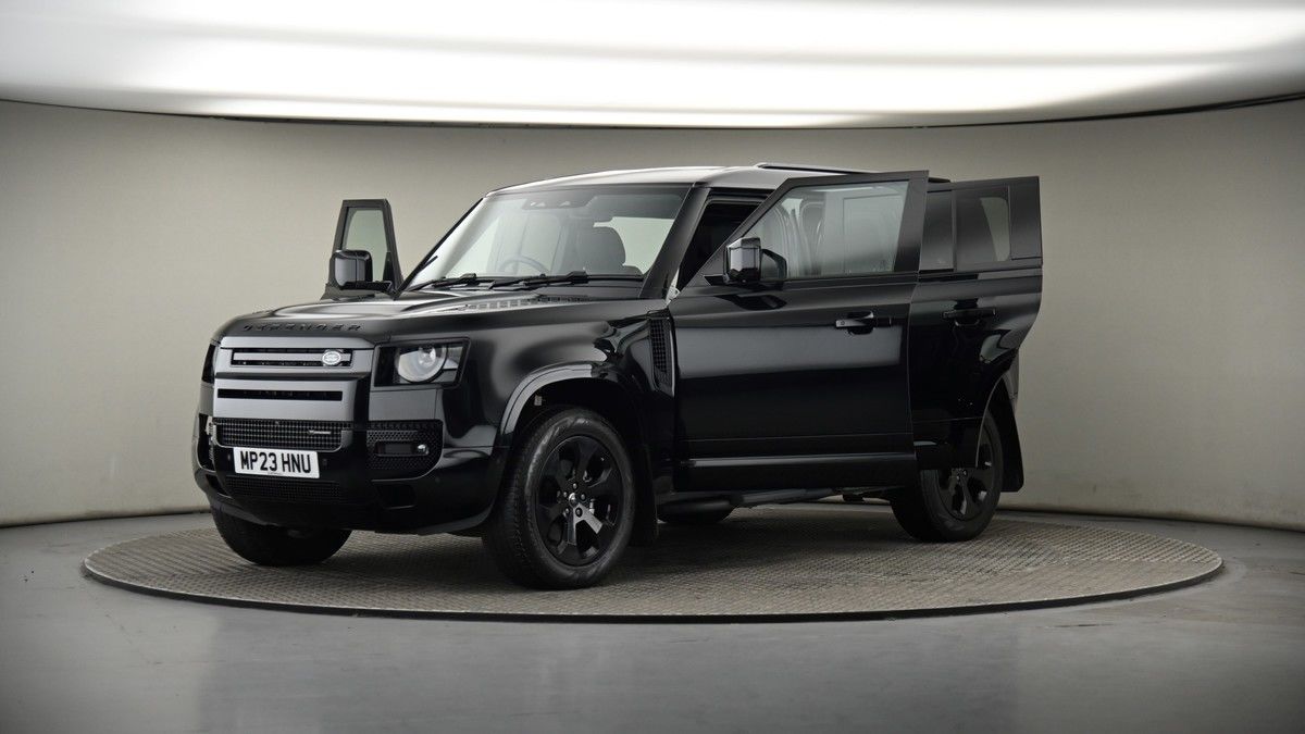 More views of Land Rover Defender 110