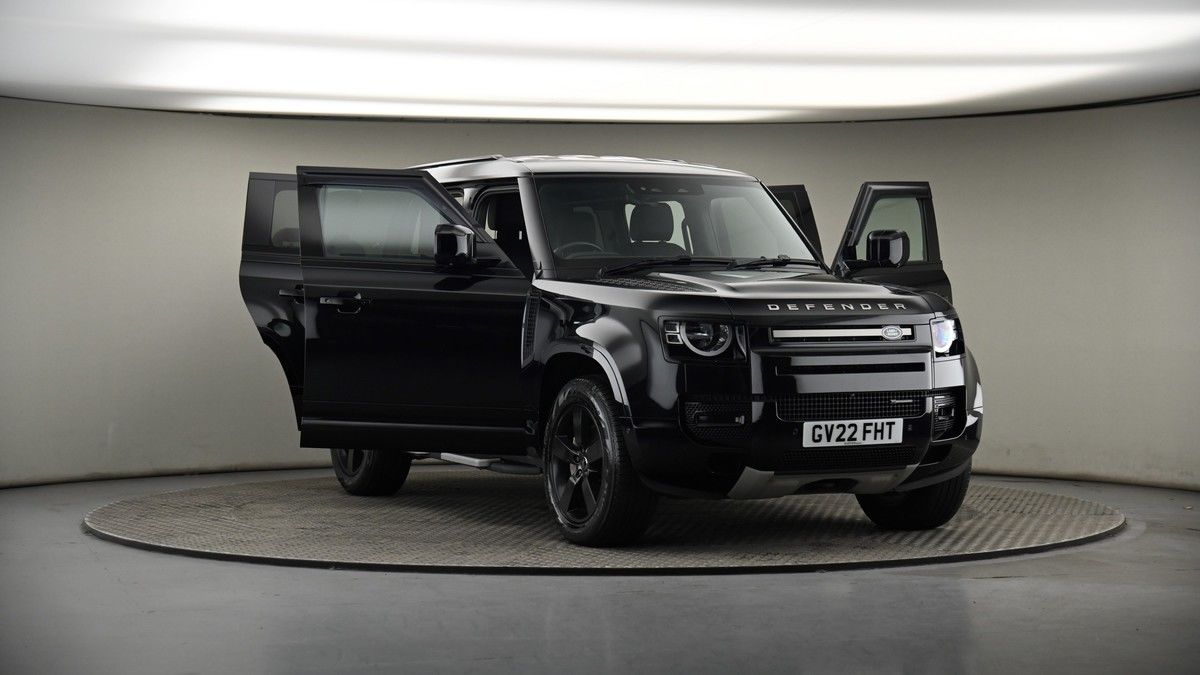 More views of Land Rover Defender 110