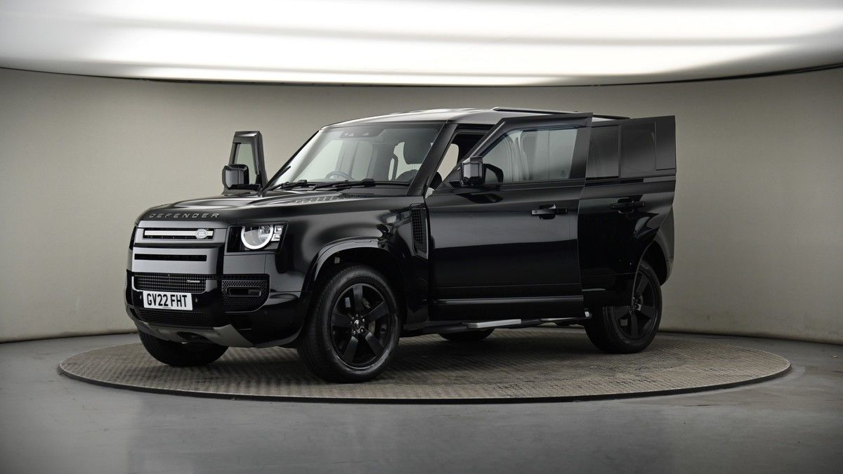 More views of Land Rover Defender 110