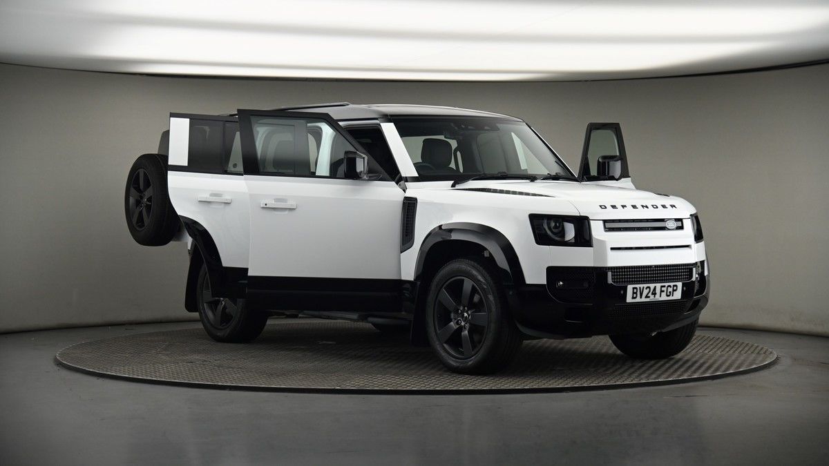 More views of Land Rover Defender 110