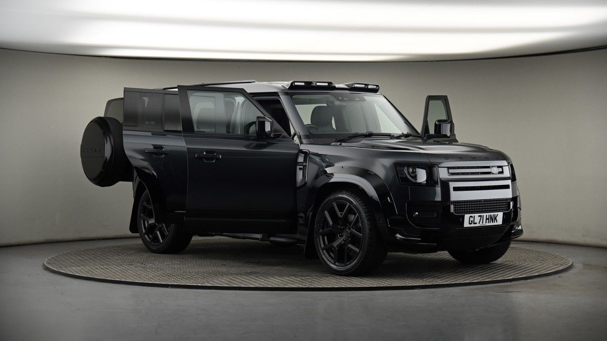 More views of Land Rover Defender 110