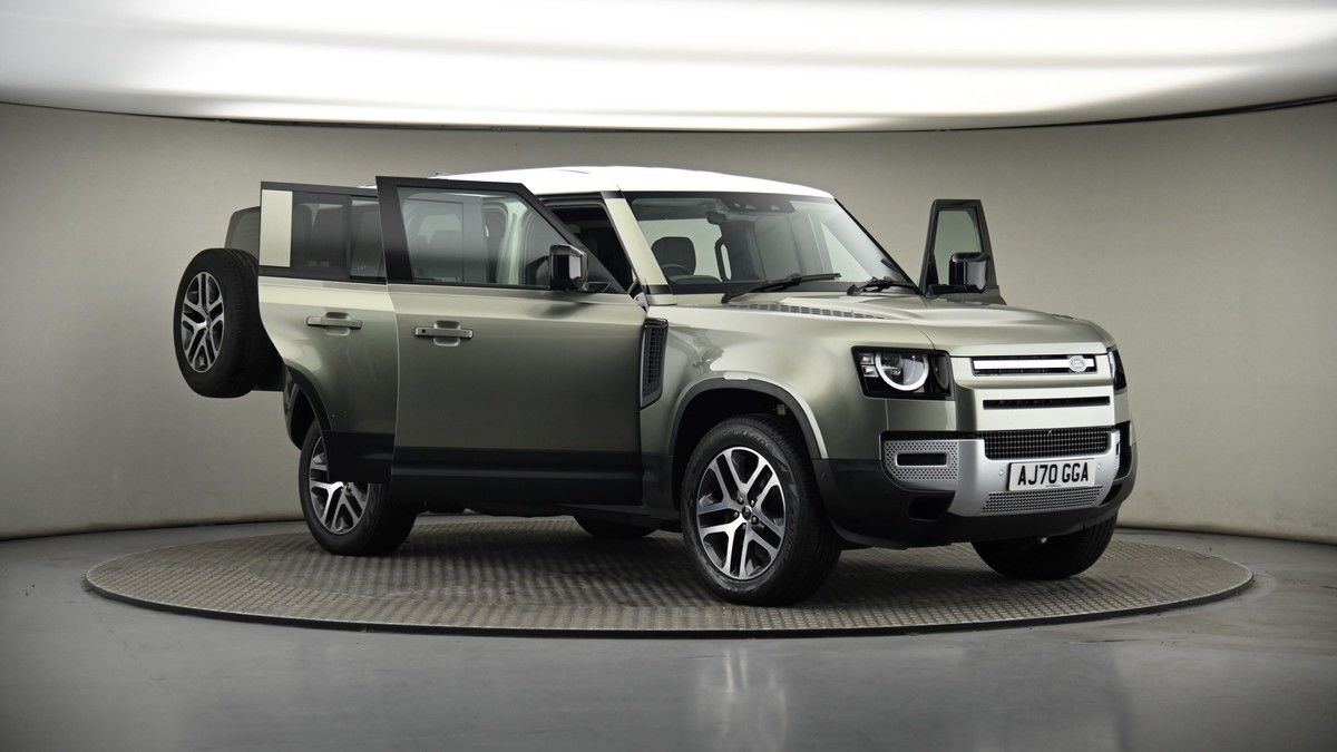 More views of Land Rover Defender 110