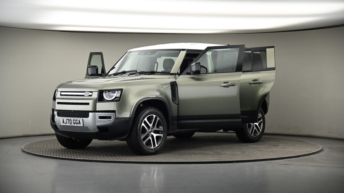 More views of Land Rover Defender 110