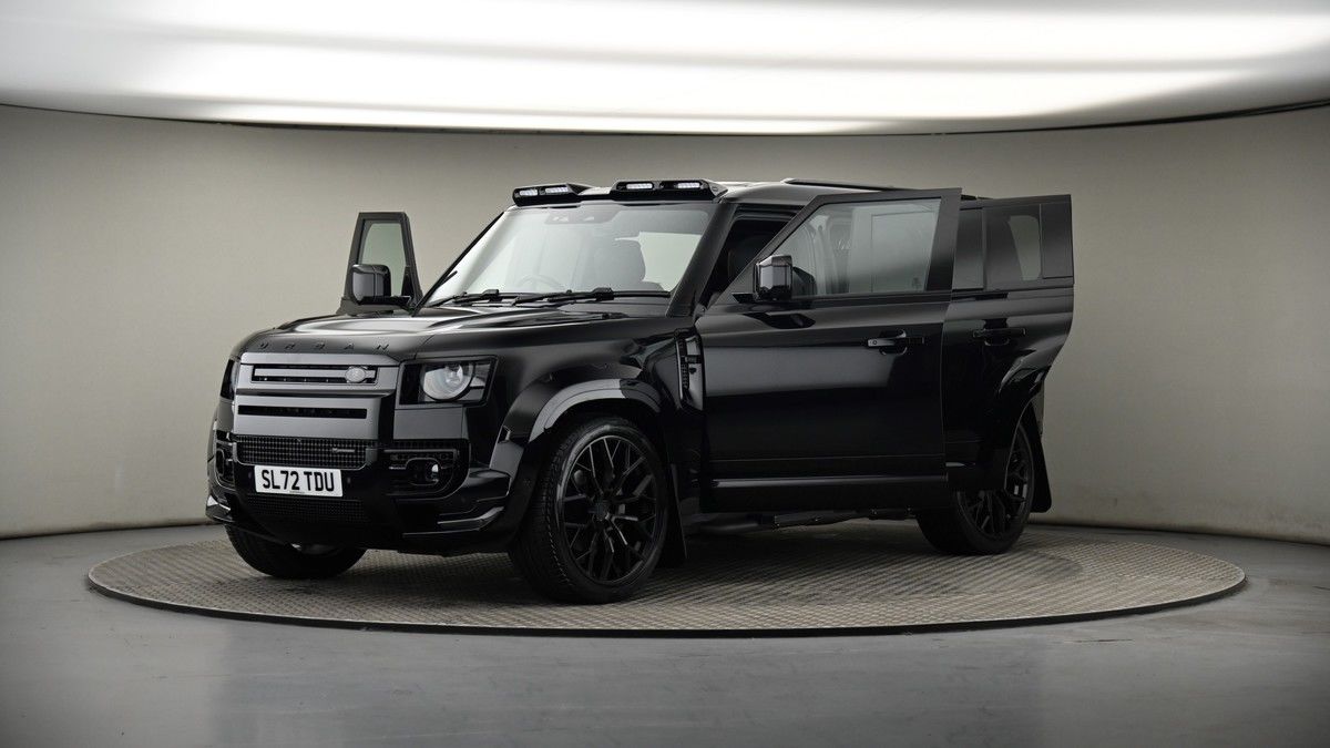 More views of Land Rover Defender 110
