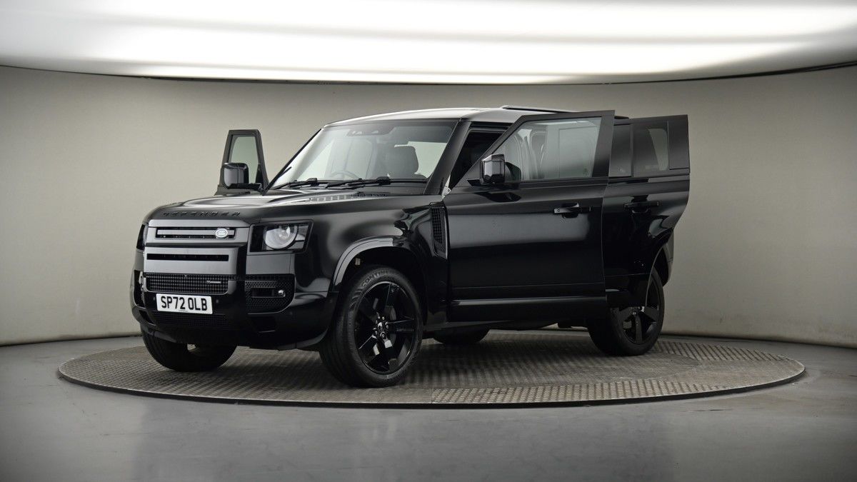 More views of Land Rover Defender 110