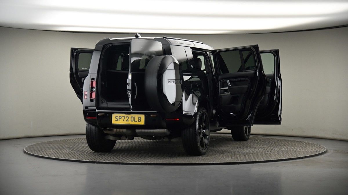 More views of Land Rover Defender 110