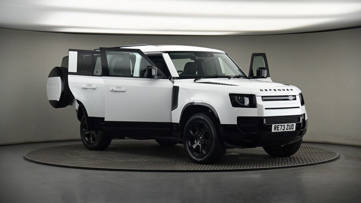 More views of Land Rover Defender 110