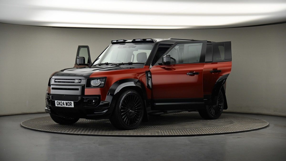 More views of Land Rover Defender 110