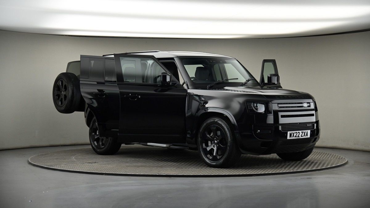 More views of Land Rover Defender 110