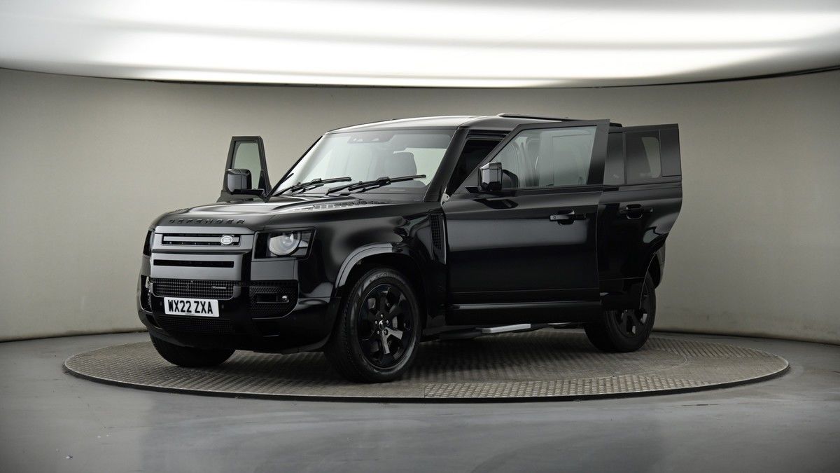 More views of Land Rover Defender 110