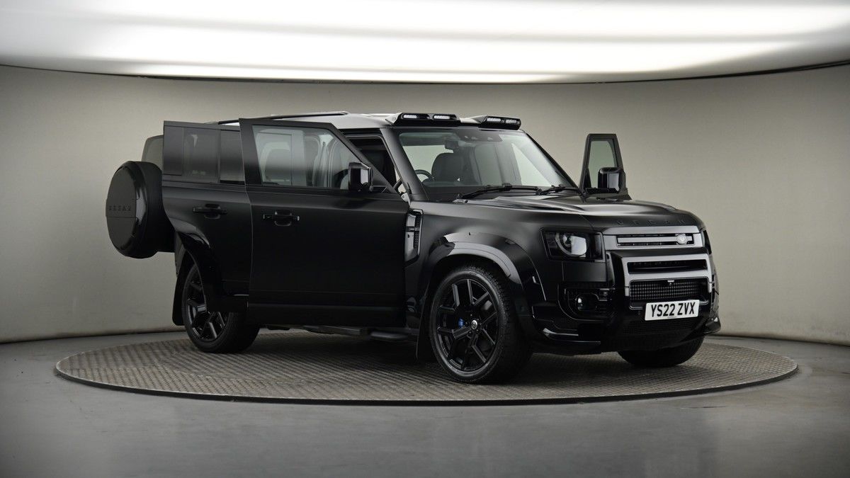 More views of Land Rover Defender 110