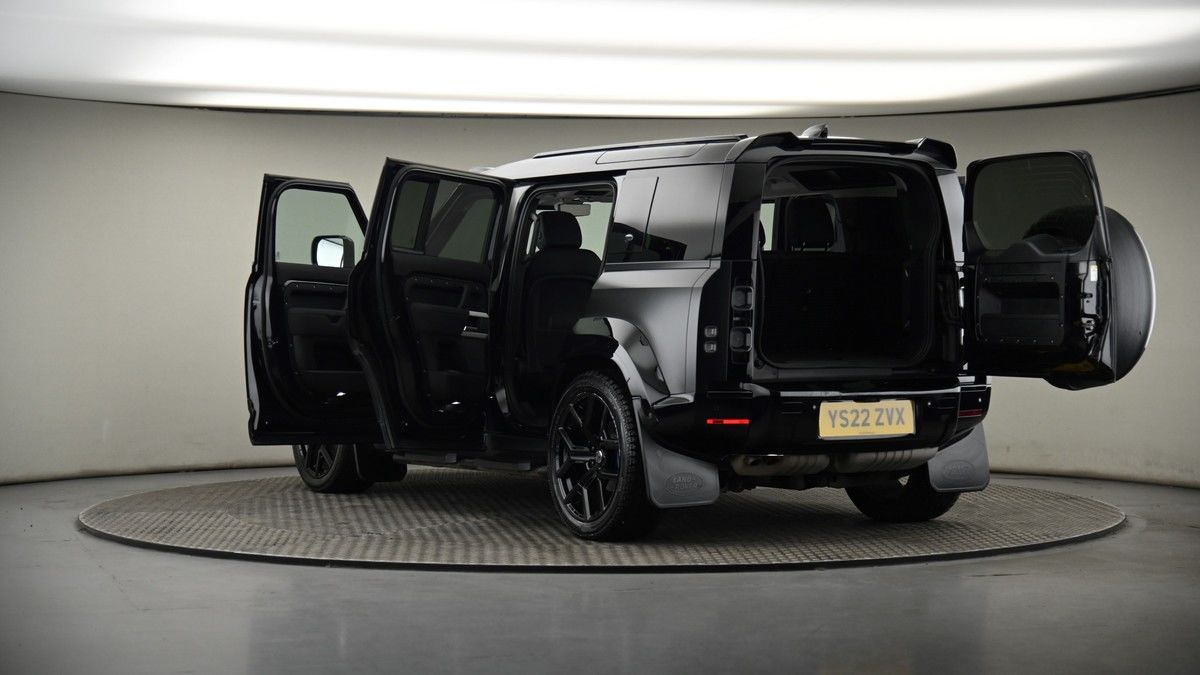 Land Rover Defender 110 Urban Image 8