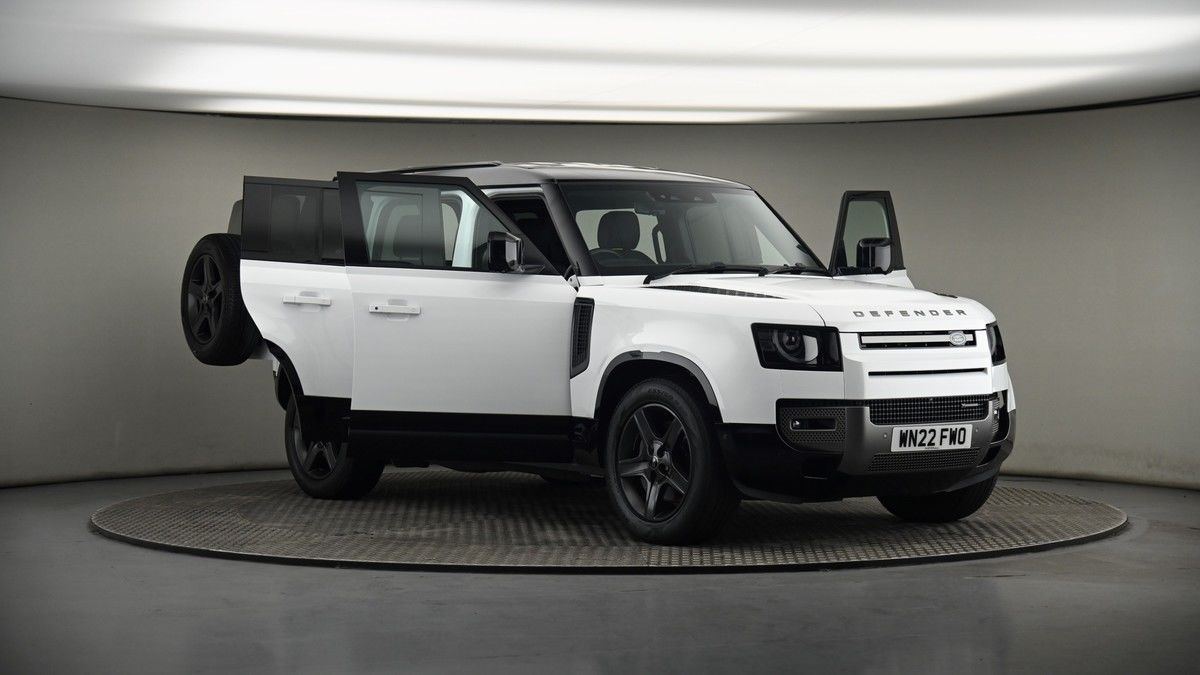 More views of Land Rover Defender 110