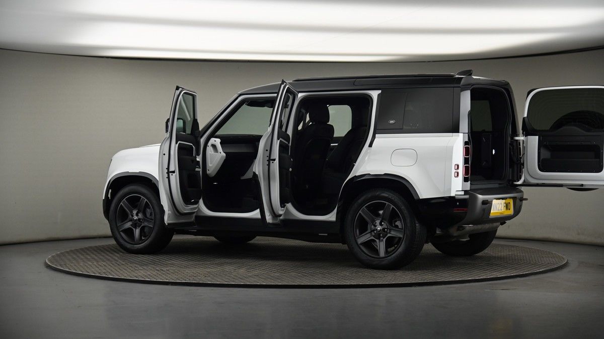 More views of Land Rover Defender 110