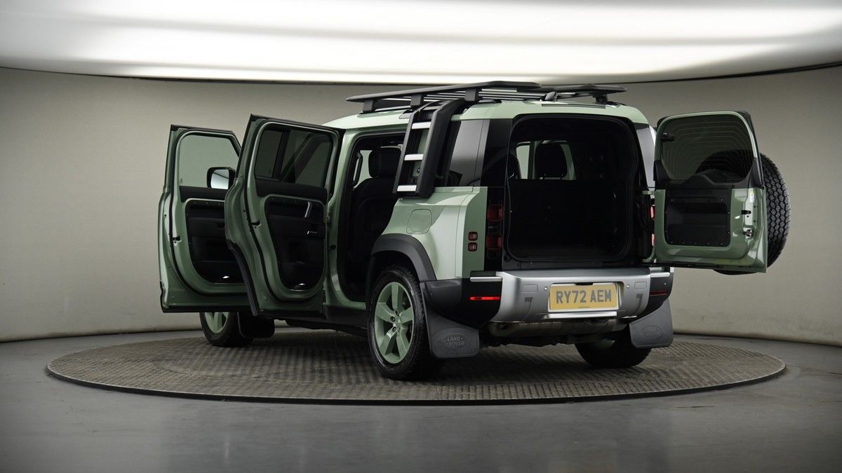 Land Rover Defender 110 Urban Image 8