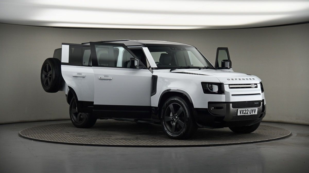 More views of Land Rover Defender 110